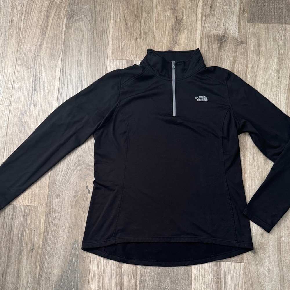 The North Face Women's Black Long Sleeve Pullover Size L